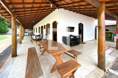 Varanda de casa à venda com 3 quartos, 400m² em Trevo, Belo Horizonte