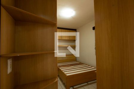 Quarto 2 de apartamento para alugar com 2 quartos, 50m² em Jardim Sandra, Sorocaba