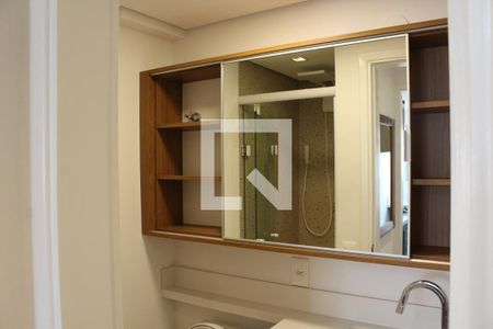 Banheiro de kitnet/studio à venda com 1 quarto, 37m² em Vila Buarque, São Paulo