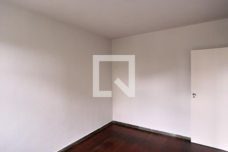 Quarto de apartamento à venda com 2 quartos, 78m² em Santo Antônio, Belo Horizonte