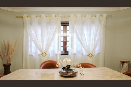 Sala 1 de casa à venda com 3 quartos, 200m² em Vila Caraguata, São Paulo