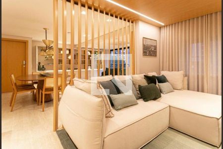 Apartamento à venda com 3 quartos, 125m² em Moema, São Paulo