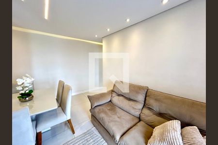 Sala de apartamento para alugar com 2 quartos, 59m² em Picanço, Guarulhos