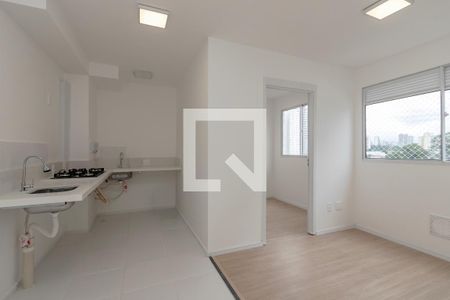 Sala/ Cozinha de apartamento para alugar com 2 quartos, 32m² em Jardim Caravelas, São Paulo