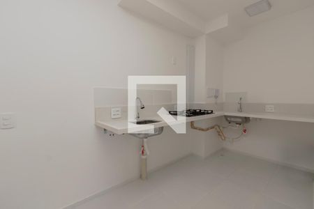Sala/ Cozinha de apartamento para alugar com 2 quartos, 32m² em Jardim Caravelas, São Paulo