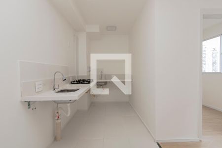 Sala/ Cozinha de apartamento para alugar com 2 quartos, 32m² em Jardim Caravelas, São Paulo
