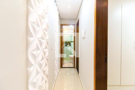 Corredor de apartamento para alugar com 2 quartos, 43m² em Guaianases, São Paulo