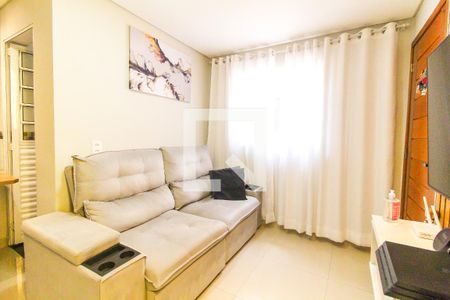 Sala/Cozinha de apartamento para alugar com 2 quartos, 43m² em Guaianases, São Paulo