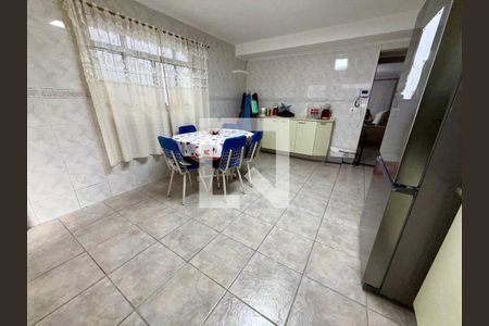 Foto 19 de casa à venda com 5 quartos, 236m² em Parque Edu Chaves, São Paulo