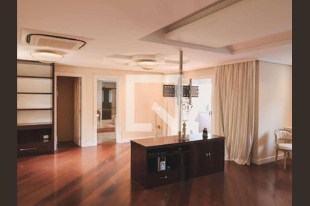 Casa de Condomínio à venda com 5 quartos, 984m² em Barra da Tijuca, Rio de Janeiro
