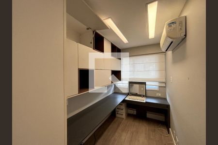 Quarto 1 de apartamento à venda com 3 quartos, 96m² em Botafogo, Rio de Janeiro