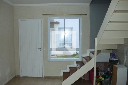Casa de Condomínio para alugar com 2 quartos, 65m² em Água Espraiada (caucaia do Alto), Cotia