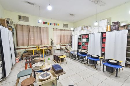 Quarto 1 de casa à venda com 2 quartos, 150m² em Liberdade, São Paulo