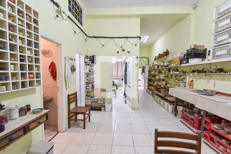 Sala de casa à venda com 2 quartos, 150m² em Liberdade, São Paulo