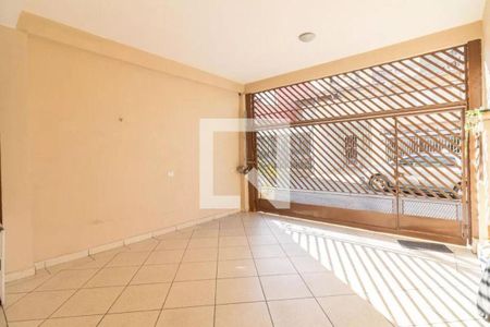 Casa à venda com 4 quartos, 185m² em Cidade São Francisco, São Paulo