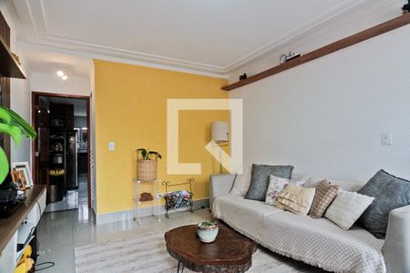 Casa para alugar com 3 quartos, 145m² em Jardim Regina, São Paulo