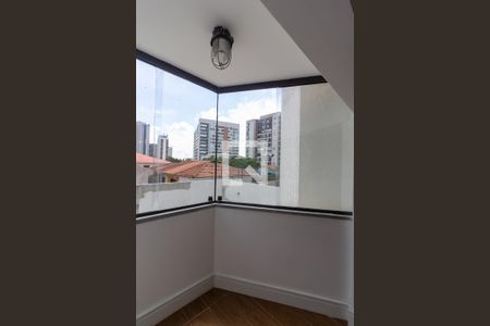Varanda Sala de apartamento para alugar com 2 quartos, 65m² em Vila Aeroporto, São Paulo
