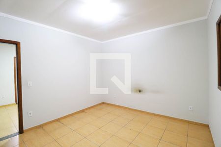 Casa para alugar com 2 quartos, 120m² em Vila Medeiros, São Paulo
