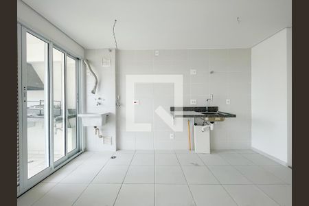 Sala e Cozinha de apartamento à venda com 3 quartos, 65m² em Rochdale, Osasco