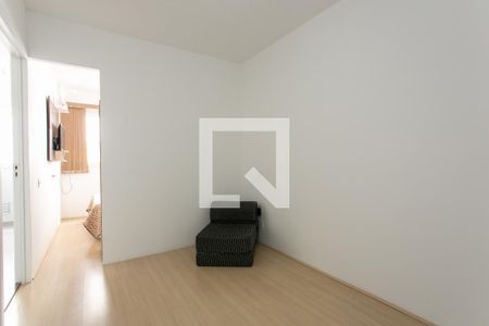 Sala de kitnet/studio para alugar com 1 quarto, 26m² em Conjunto Residencial José Bonifácio, São Paulo