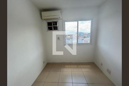 Quarto de apartamento para alugar com 2 quartos, 45m² em Cascadura, Rio de Janeiro