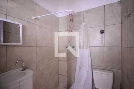 Banheiro de casa para alugar com 1 quarto, 60m² em São João Climaco, São Paulo