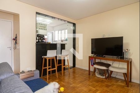 Sala de apartamento à venda com 2 quartos, 68m² em Cerqueira César, São Paulo