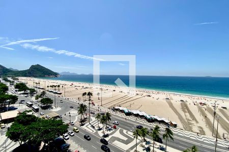 Sala  de apartamento para alugar com 4 quartos, 200m² em Copacabana, Rio de Janeiro