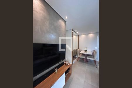 Sala de estar de apartamento à venda com 2 quartos, 60m² em Jardim Umuarama, São Paulo