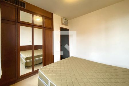 Quarto de kitnet/studio à venda com 1 quarto, 40m² em Savassi, Belo Horizonte