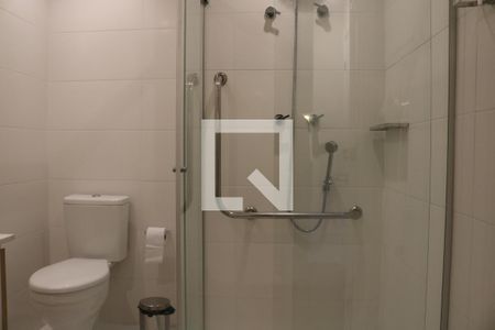 Banheiro de kitnet/studio à venda com 1 quarto, 30m² em Pompeia, São Paulo