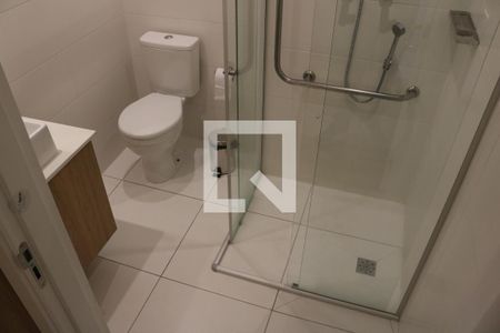 Banheiro de kitnet/studio à venda com 1 quarto, 30m² em Pompeia, São Paulo