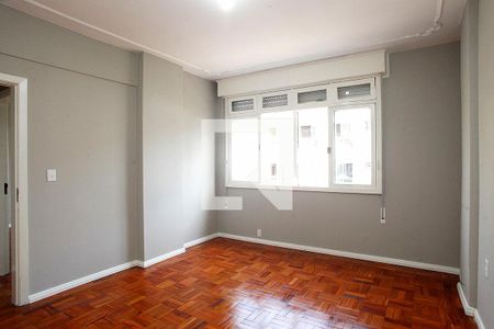 Quarto 1 de apartamento à venda com 2 quartos, 82m² em Cidade Baixa, Porto Alegre