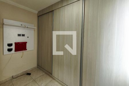 Quarto 1 de apartamento para alugar com 2 quartos, 47m² em Vila Marieta, Campinas