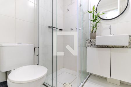 Banheiro de kitnet/studio para alugar com 1 quarto, 30m² em Centro Histórico de São Paulo, São Paulo