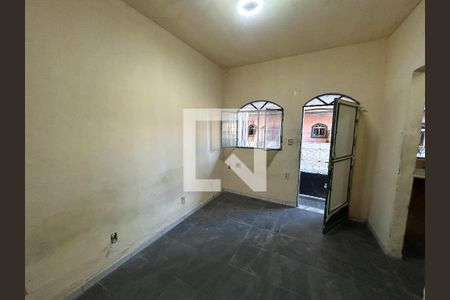 Sala de kitnet/studio para alugar com 1 quarto, 26m² em Ricardo de Albuquerque, Rio de Janeiro