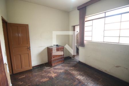 Quarto 1 de casa à venda com 3 quartos, 118m² em Industrial, Contagem