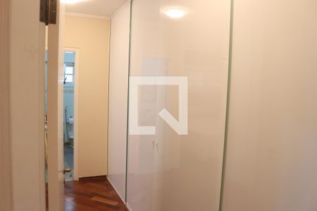Closet da suíte de casa à venda com 3 quartos, 159m² em Santo Antônio, São Caetano do Sul