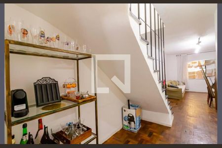 Sala de casa para alugar com 3 quartos, 185m² em Jardim Santa Emilia, São Paulo