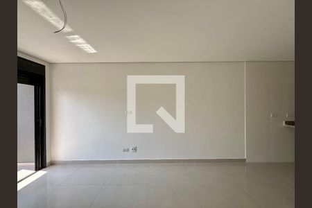 Sala/Quarto de kitnet/studio à venda com 0 quarto, 32m² em Vila Congonhas, São Paulo