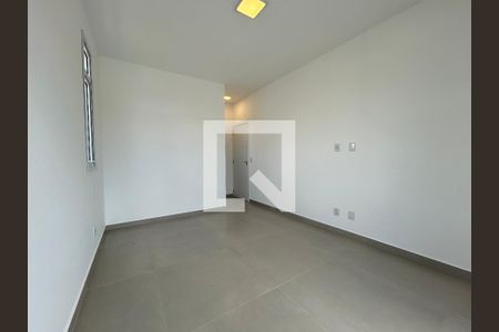 Suite  de casa para alugar com 3 quartos, 177m² em Campeche, Florianópolis