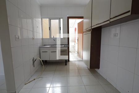 Cozinha de apartamento para alugar com 2 quartos, 60m² em Vila Claudio, Santo André