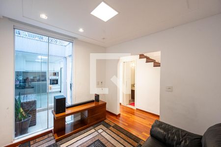 Sala 2 de casa à venda com 3 quartos, 128m² em Mirandópolis, São Paulo