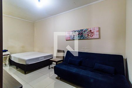 Quarto de casa para alugar com 1 quarto, 50m² em Jardim Ester, São Paulo