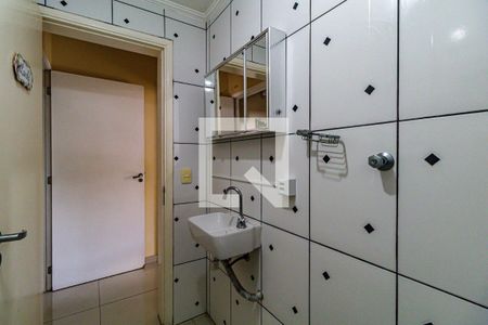 Banheiro de casa para alugar com 1 quarto, 30m² em Jardim Ester, São Paulo