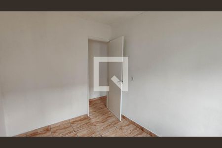 Quarto 1 de apartamento para alugar com 3 quartos, 48m² em Jardim Sao Miguel, Ferraz de Vasconcelos