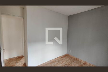 Quarto 2 de apartamento para alugar com 3 quartos, 48m² em Jardim Sao Miguel, Ferraz de Vasconcelos