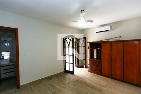 suíte  de casa para alugar com 4 quartos, 175m² em Vila Andrade, São Paulo
