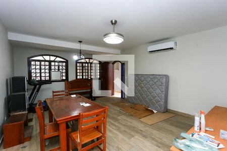 Sala  de casa para alugar com 4 quartos, 175m² em Vila Andrade, São Paulo