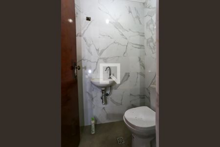 Lavabo de casa para alugar com 4 quartos, 175m² em Vila Andrade, São Paulo